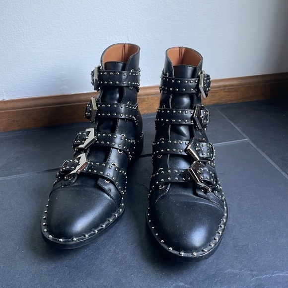 Studded buckled boots, size 38 (7.5) - Picture 3 of 6